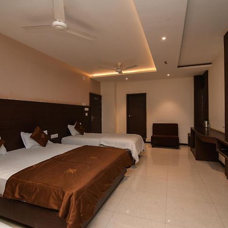 Shree Ram Hotel Ujjain Exterior foto
