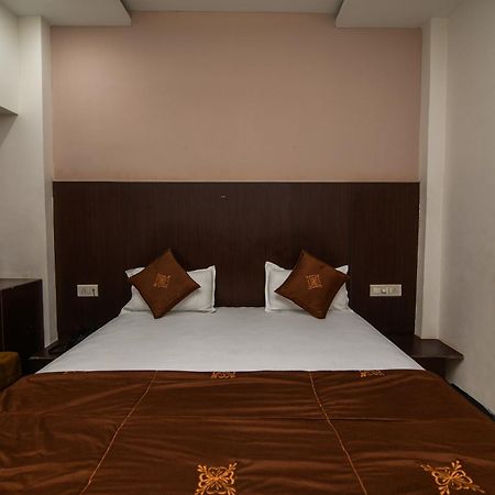 Shree Ram Hotel Ujjain Exterior foto